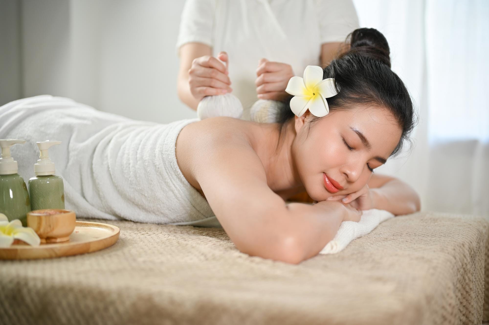 Scrub and Oil Massage / Deep Tissue (Sports) / Swedish Massage