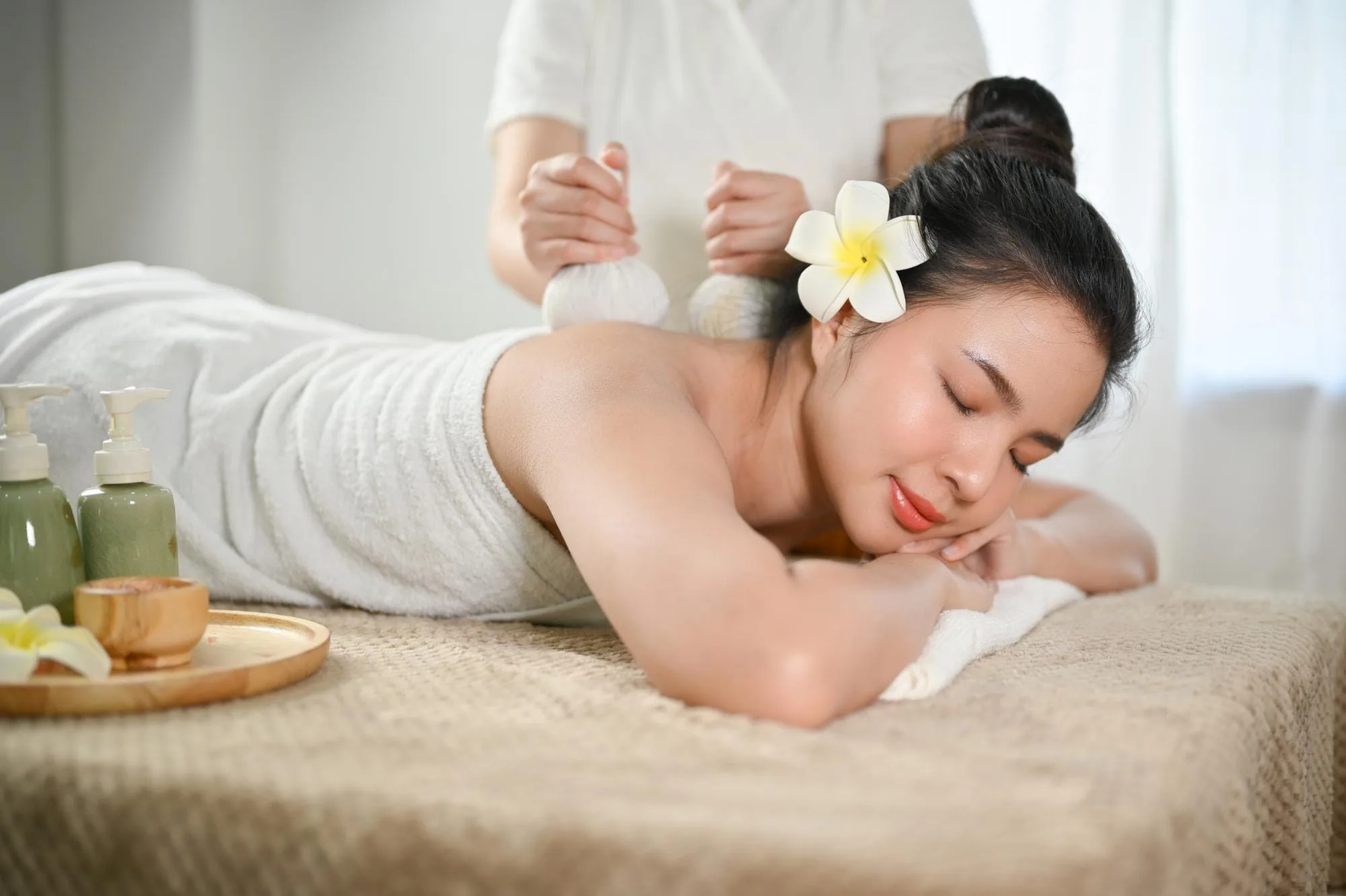 Scrub and Oil Massage / Deep Tissue (Sports) / Swedish Massage